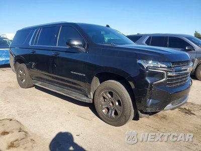 Czwarte zdjęcie samochodu z boku: 2021 CHEVROLET SUBURBAN C1500 LT VIN:1GNSCCKD4MR488198 - miniatura