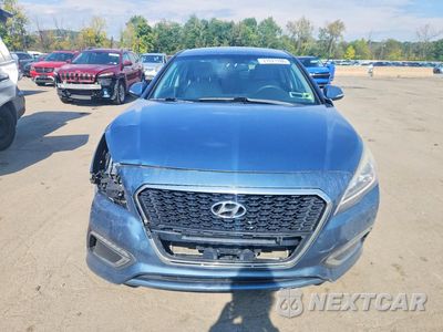 Piąte zdjęcie samochodu w środku: 2016 HYUNDAI SONATA HYBRID SE VIN:KMHE24L17GA042290 - miniatura