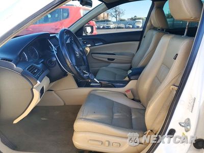 Zdjęcie 7 z 12 samochodu: 2012 HONDA ACCORD SE VIN:1HGCP2F64CA020669 - miniatura