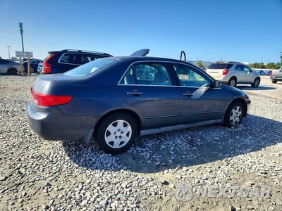 Trzecie zdjęcie samochodu z tyłu: 2005 HONDA ACCORD LX VIN:1HGCM56495A076991 - miniatura