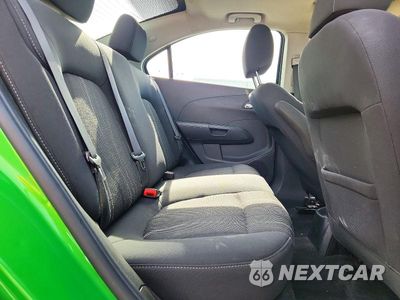 Zdjęcie 10 z 12 samochodu: 2015 CHEVROLET SONIC LT VIN:1G1JC5SB0F4161093 - miniatura