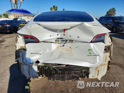 Zdjęcie 6 z 12 samochodu: 2023 TESLA MODEL Y VIN:7SAYGDEE0PA137770 - miniatura