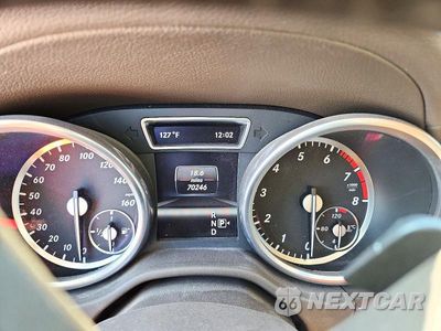 Zdjęcie 9 z 14 samochodu: 2013 MERCEDES-BENZ GL 550 4MATIC VIN:4JGDF7DE4DA223216 - miniatura