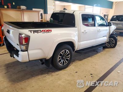 Trzecie zdjęcie samochodu z tyłu: 2023 TOYOTA TACOMA TRD SPORT VIN:3TMCZ5AN6PM539496 - miniatura