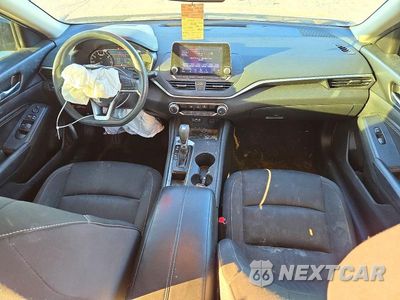 Zdjęcie 8 z 12 samochodu: 2019 NISSAN ALTIMA S VIN:1N4BL4BV6KC158270 - miniatura