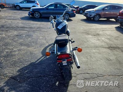 Czwarte zdjęcie samochodu z boku: 2006 HONDA VT600 C VIN:JH2PC21046M700158 - miniatura