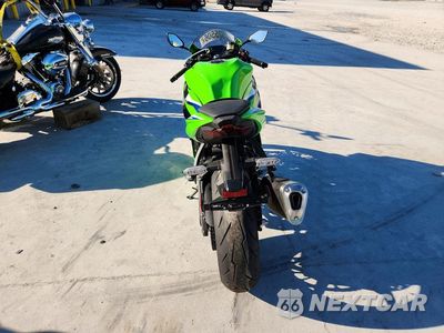 Czwarte zdjęcie samochodu z boku: 2026 KAWASAKI ZX636 K VIN:JKBZXJJ13TA044272 - miniatura