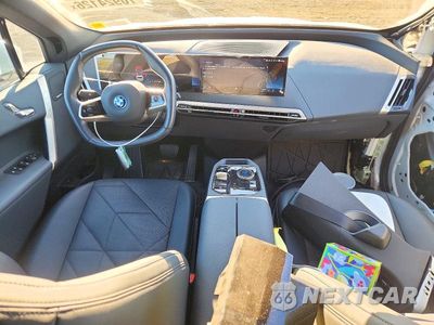 Zdjęcie 8 z 13 samochodu: 2025 BMW IX XDRIVE50 VIN:WB523CF0XSCU65939 - miniatura