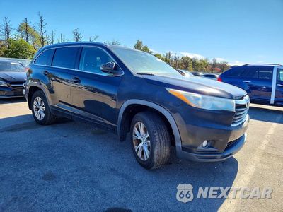 Czwarte zdjęcie samochodu z boku: 2015 TOYOTA HIGHLANDER XLE VIN:5TDJKRFH1FS103840 - miniatura