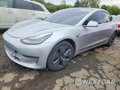 2018 TESLA MODEL 3 5YJ3E1EB0JF065075 - główne zdjęcie licytacji z USA - miniatura