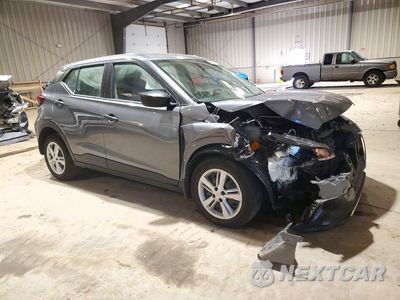 Czwarte zdjęcie samochodu z boku: 2023 NISSAN KICKS S VIN:3N1CP5BV0PL545551 - miniatura
