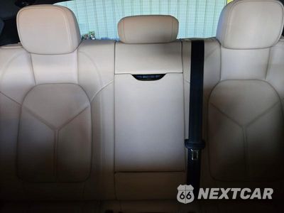 Zdjęcie 10 z 13 samochodu: 2020 PORSCHE MACAN VIN:WP1AA2A53LLB13174 - miniatura