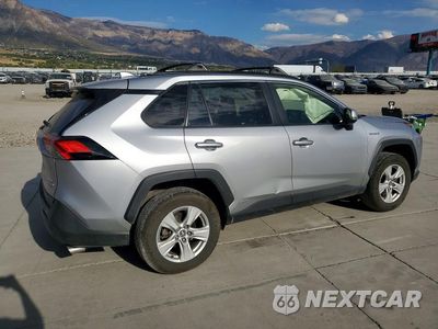 Trzecie zdjęcie samochodu z tyłu: 2021 TOYOTA RAV4 HYBRID XLE VIN:JTMR6RFV0MD508187 - miniatura