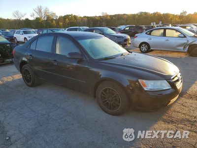 Czwarte zdjęcie samochodu z boku: 2010 HYUNDAI SONATA GLS VIN:5NPET4AC1AH607462 - miniatura