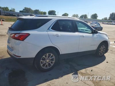 Trzecie zdjęcie samochodu z tyłu: 2018 CHEVROLET EQUINOX LT VIN:2GNAXSEVXJ6135650 - miniatura