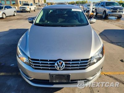 Piąte zdjęcie samochodu w środku: 2014 VOLKSWAGEN PASSAT SE VIN:1VWBN7A35EC096397 - miniatura