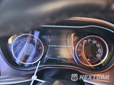 Zdjęcie 9 z 12 samochodu: 2021 DODGE CHALLENGER SXT VIN:2C3CDZAG1MH630892 - miniatura