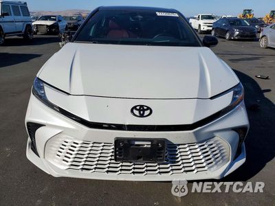 Piąte zdjęcie samochodu w środku: 2025 TOYOTA CAMRY XSE VIN:4T1DBADK3SU014897 - miniatura