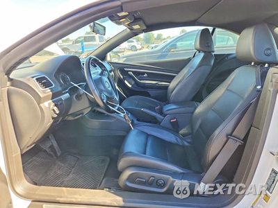 Zdjęcie 7 z 12 samochodu: 2014 VOLKSWAGEN EOS KOMFORT VIN:WVWBW8AH1EV003462 - miniatura