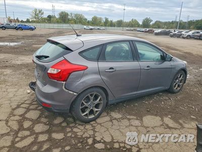 Trzecie zdjęcie samochodu z tyłu: 2013 FORD FOCUS SE VIN:1FADP3K27DL112804 - miniatura