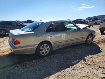 Trzecie zdjęcie samochodu z tyłu: 2002 MERCEDES-BENZ E 320 VIN:WDBJF65J52B500765 - miniatura