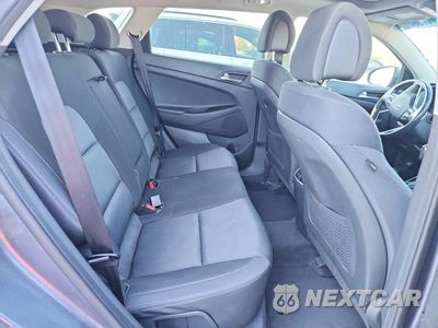 Zdjęcie 11 z 13 samochodu: 2018 HYUNDAI TUCSON VALUE VIN:KM8J3CA28JU752631 - miniatura