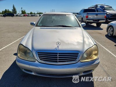 Piąte zdjęcie samochodu w środku: 2000 MERCEDES-BENZ S 430 VIN:WDBNG70J3YA100410 - miniatura