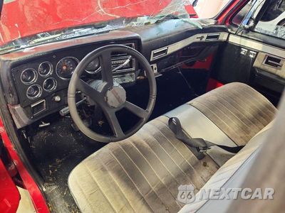 Zdjęcie 8 z 13 samochodu: 1986 CHEVROLET C20 VIN:1GCGC24W8GS179709 - miniatura