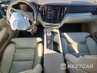 Zdjęcie 8 z 12 samochodu: 2022 VOLVO S60 B5 INSCRIPTION VIN:7JRL12TL4NG189568 - miniatura