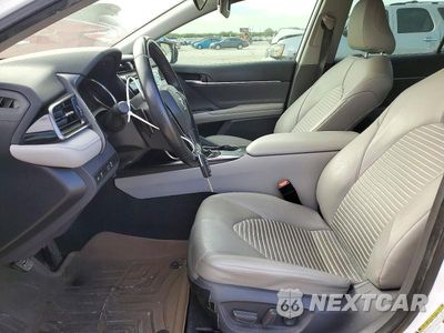 Zdjęcie 7 z 12 samochodu: 2020 TOYOTA CAMRY VIN:4T1G11AK7LU335332 - miniatura