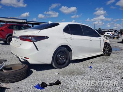Trzecie zdjęcie samochodu z tyłu: 2024 TOYOTA CAMRY SE VIN:4T1S11AK0RU857142 - miniatura