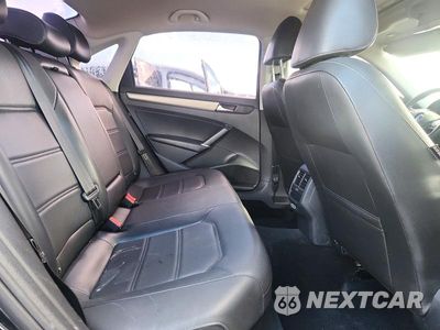 Zdjęcie 10 z 12 samochodu: 2021 VOLKSWAGEN PASSAT SE VIN:1VWSA7A36MC001520 - miniatura