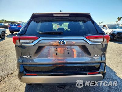 Zdjęcie 6 z 13 samochodu: 2023 TOYOTA RAV4 XSE VIN:JTME6RFV0PD545307 - miniatura