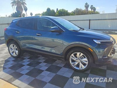 Czwarte zdjęcie samochodu z boku: 2026 BUICK ENCORE GX PREFERRED VIN:KL4AMBSL9TB193408 - miniatura