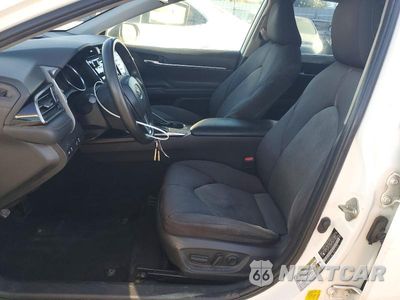 Zdjęcie 7 z 13 samochodu: 2019 TOYOTA CAMRY LE VIN:4T1B11HK3KU254214 - miniatura