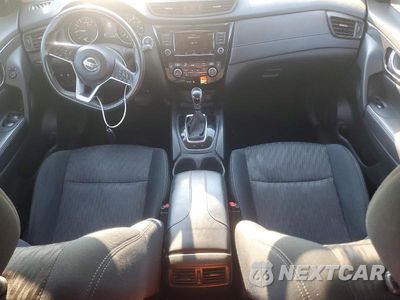Zdjęcie 8 z 14 samochodu: 2018 NISSAN ROGUE SV VIN:5N1AT2MV1JC749835 - miniatura