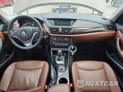 Zdjęcie 8 z 14 samochodu: 2014 BMW X1 XDRIVE28I VIN:WBAVL1C59EVY20448 - miniatura