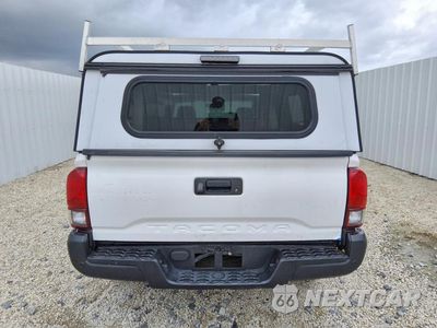 Zdjęcie 6 z 13 samochodu: 2022 TOYOTA TACOMA SR VIN:3TYRX5GN2NT057231 - miniatura