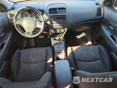 Zdjęcie 8 z 12 samochodu: 2016 MITSUBISHI OUTLANDER SPORT ES VIN:JA4AP3AU7GZ052986 - miniatura