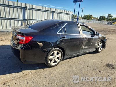 Trzecie zdjęcie samochodu z tyłu: 2012 TOYOTA CAMRY SE VIN:4T1BF1FK5CU186889 - miniatura