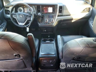 Zdjęcie 8 z 14 samochodu: 2020 TOYOTA SIENNA SE PREMIUM 8-PASSENGER VIN:5TDXZ3DC6LS052759 - miniatura
