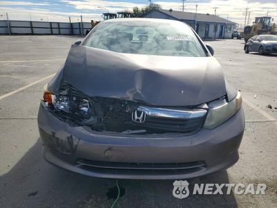 Piąte zdjęcie samochodu w środku: 2012 HONDA CIVIC LX VIN:2HGFB2F54CH588666 - miniatura