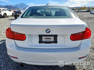 Zdjęcie 6 z 12 samochodu: 2014 BMW 320 I VIN:WBA3B1C55EK133026 - miniatura