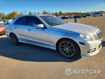 Czwarte zdjęcie samochodu z boku: 2011 MERCEDES-BENZ E 350 4MATIC VIN:WDDHF8HB9BA292773 - miniatura