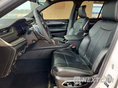 Zdjęcie 7 z 14 samochodu: 2025 JEEP GRAND CHEROKEE OVERLAND VIN:1C4RJHDGXS8761584 - miniatura