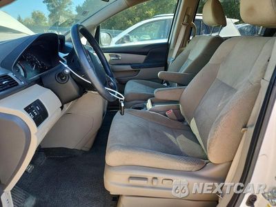 Zdjęcie 7 z 13 samochodu: 2016 HONDA ODYSSEY SE VIN:5FNRL5H32GB011281 - miniatura