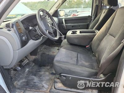 Zdjęcie 7 z 12 samochodu: 2010 CHEVROLET SILVERADO C1500 LS VIN:3GCRCREA0AG141488 - miniatura