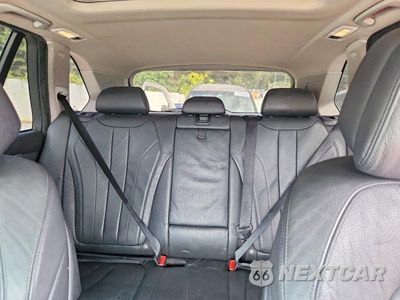 Zdjęcie 10 z 13 samochodu: 2016 BMW X5 XDRIVE50I VIN:5UXKR6C5XG0J83666 - miniatura