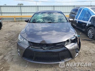 Piąte zdjęcie samochodu w środku: 2015 TOYOTA CAMRY SE VIN:4T1BF1FK4FU481776 - miniatura