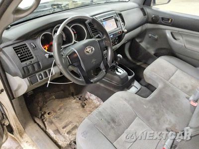 Zdjęcie 8 z 13 samochodu: 2013 TOYOTA TACOMA BASE VIN:5TFNX4CN8DX023748 - miniatura